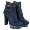 Stiefel bleiben die Lieblinge für die kalte Jahreszeit, allen voran knöchelhohe Modelle wie Ankle-Boots, Chukkas und Chelseas! 